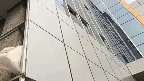 沈陽鋁單板安裝固定件連接在龍骨上，這樣做會不會更加的結實抗風？